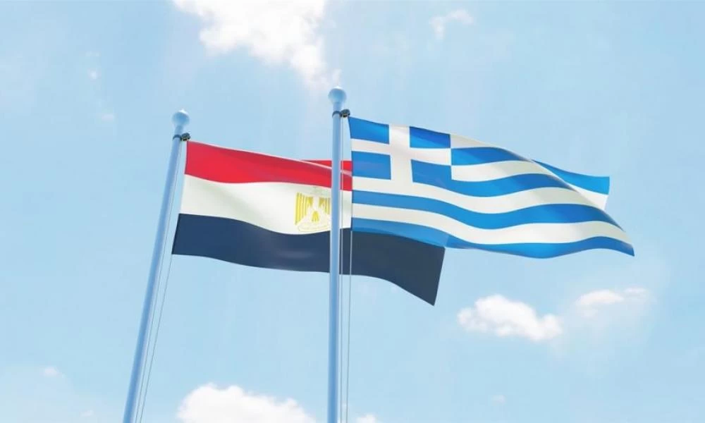 Η Ελλάδα προσφέρει βοήθεια στην Αίγυπτο για τη Διώρυγα του Σουέζ